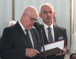 Poseł Krzysztof Ciecióra - Wręczenie zaświadczenia o wyborze 26 października 2023 roku.
