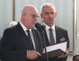 Poseł Michał Kołodziejczak - Wręczenie zaświadczenia o wyborze 26 października 2023 roku.